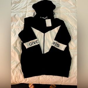 Brand new complete up and down track